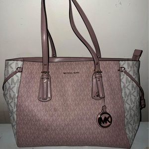 Real Michael Kors bag, Barely used.